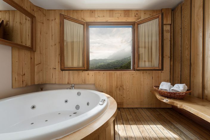 fotografía de interiores de baño con jacuzzi de fotógrafo profesional de casa rural de campo con vistas a la montaña en Asturias homeaway y booking