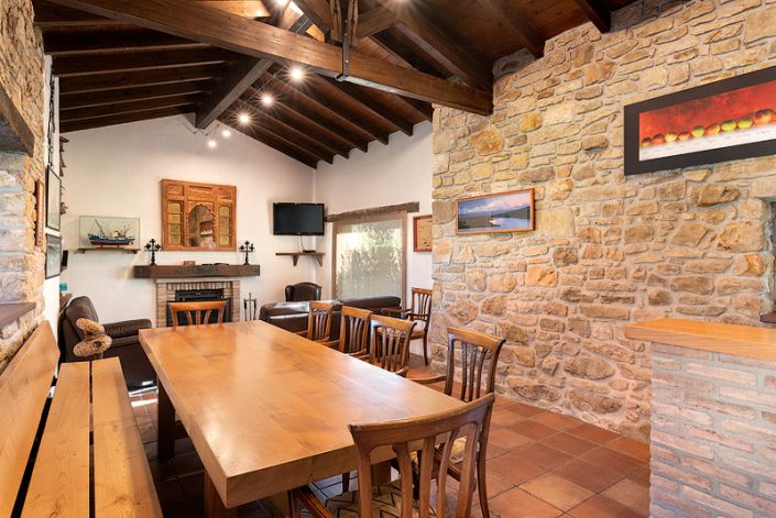 fotógrafo profesional de interiores para casas rurales reportaje fotográfico book de fotos de casa vacacional
