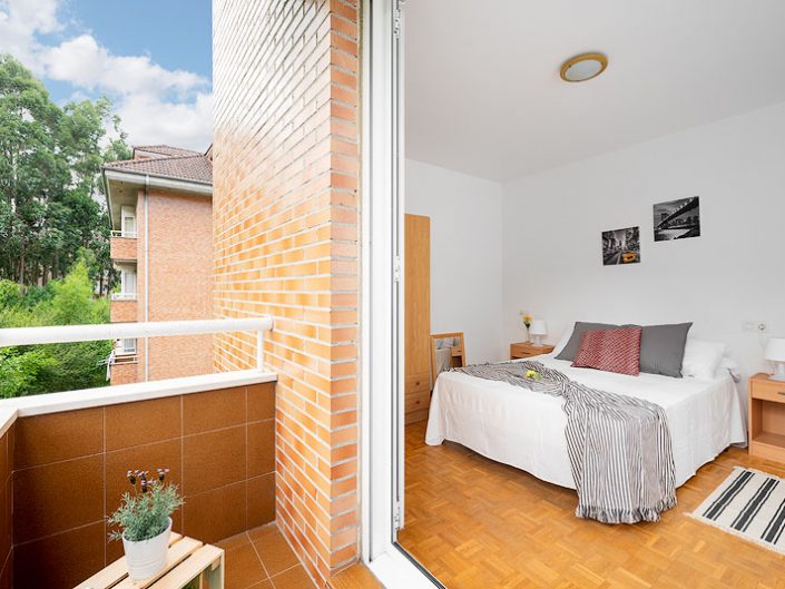 marketing inmobiliario home staging diseño de interiores fotografía profesional Emilio Zaera fotógrafo asturias terraza dormitorio luminoso